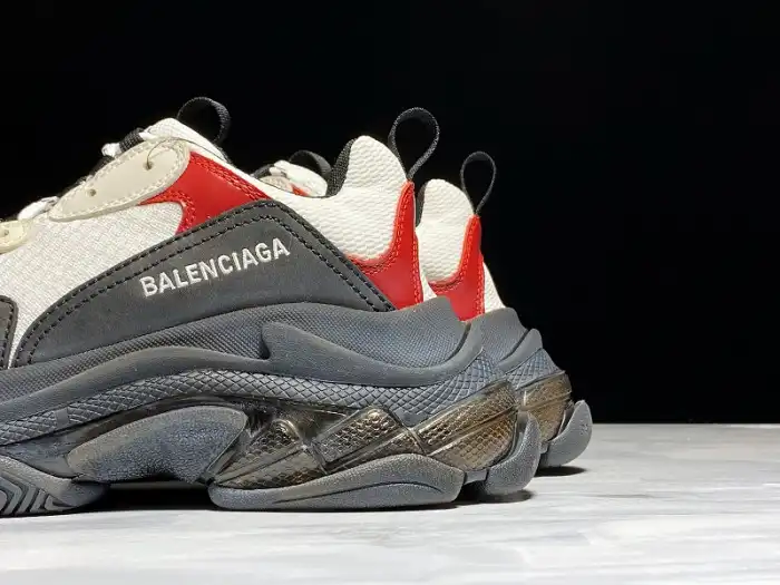 Reps TBkick BLCG TRIPLE S SNEAKER 541624 W2FG1 1000 0122