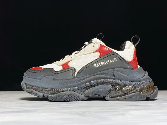 Reps TBkick BLCG TRIPLE S SNEAKER 541624 W2FG1 1000 0122