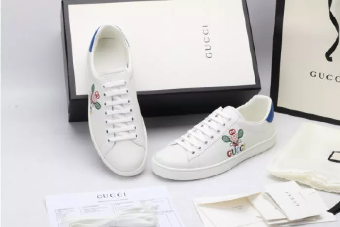 Reps TBkick GUCC ACE EMBROIDERED LOW-TOP SNEAKER 603696 AY070 9096 0116