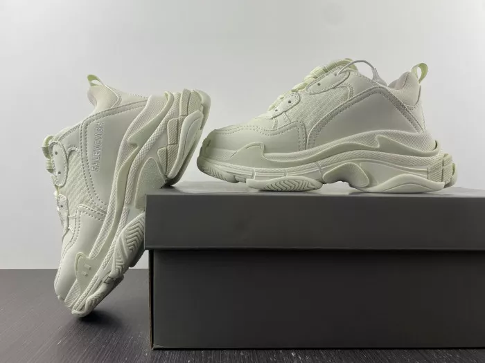 Rep TBkick BLCG TRIPLE S SNEAKER 524039 W2CR5 9001 0119