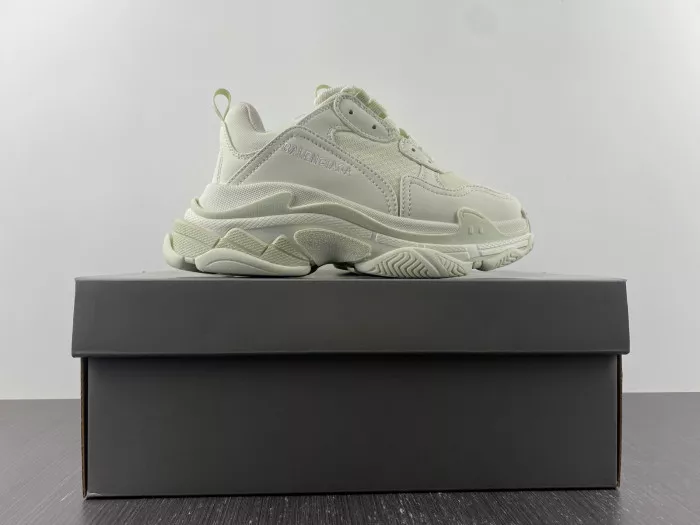 Rep TBkick BLCG TRIPLE S SNEAKER 524039 W2CR5 9001 0119