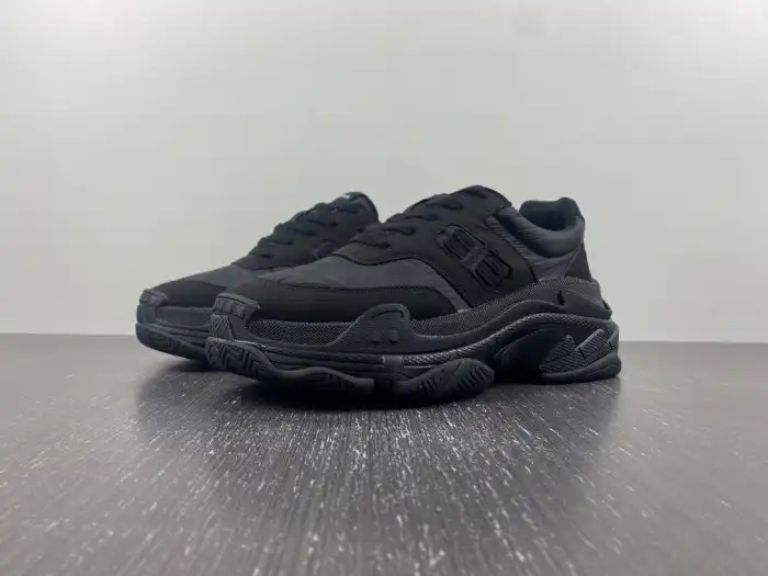 Cheap TBkick BLCG TRIPLE S SNEAKER 710157 W3CU1 1000 0122