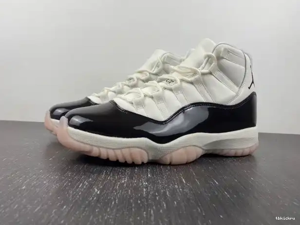 Cheap TBkick Air AR0715-101 Jordan 11 WMNS Neapolitan 0208