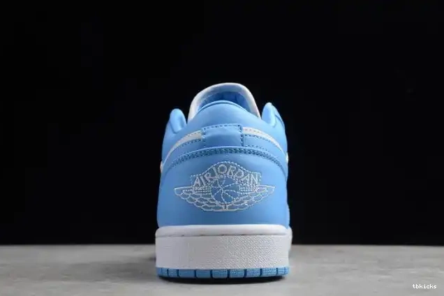 Rep TBkick Jordan Low Air UNC 1 (W) AO9944-441 0226