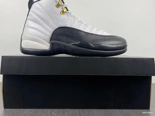 Cheap TBkick (2013) Jordan 12 Taxi Retro 130690-125 0217