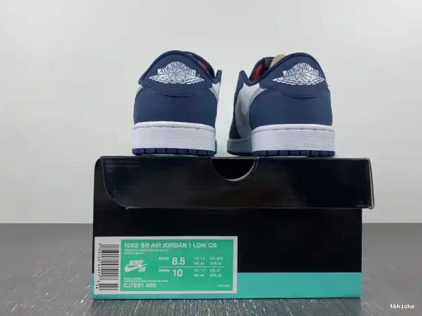 Rep TBkick CJ7891-400 1 Midnight Jordan Navy Low SB 0216