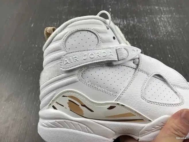 Rep TBkick AA1239-135 Jordan Retro White OVO 8 0223