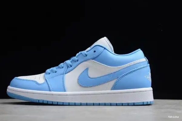 Rep TBkick Jordan Low Air UNC 1 (W) AO9944-441 0226