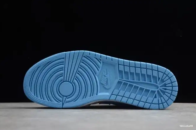 Rep TBkick Air 1 Jordan UNC (W) Low AO9944-441 0214