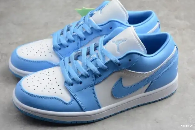 Rep TBkick Jordan Low Air UNC 1 (W) AO9944-441 0226