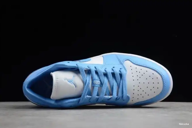 Rep TBkick Jordan Low Air UNC 1 (W) AO9944-441 0226