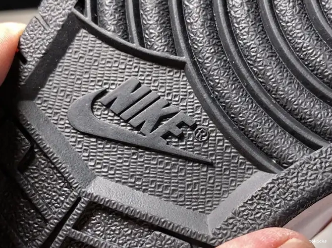 Reps TBkick Air to Jordan LA Chicago SB High 1 Nike CD6578-507 x 0318
