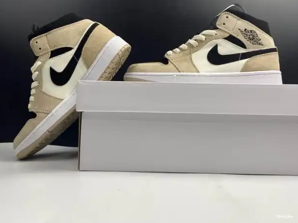 Rep TBkick 1 'Barely BQ6472 -800 Mid Jordan Air Orange' 0317